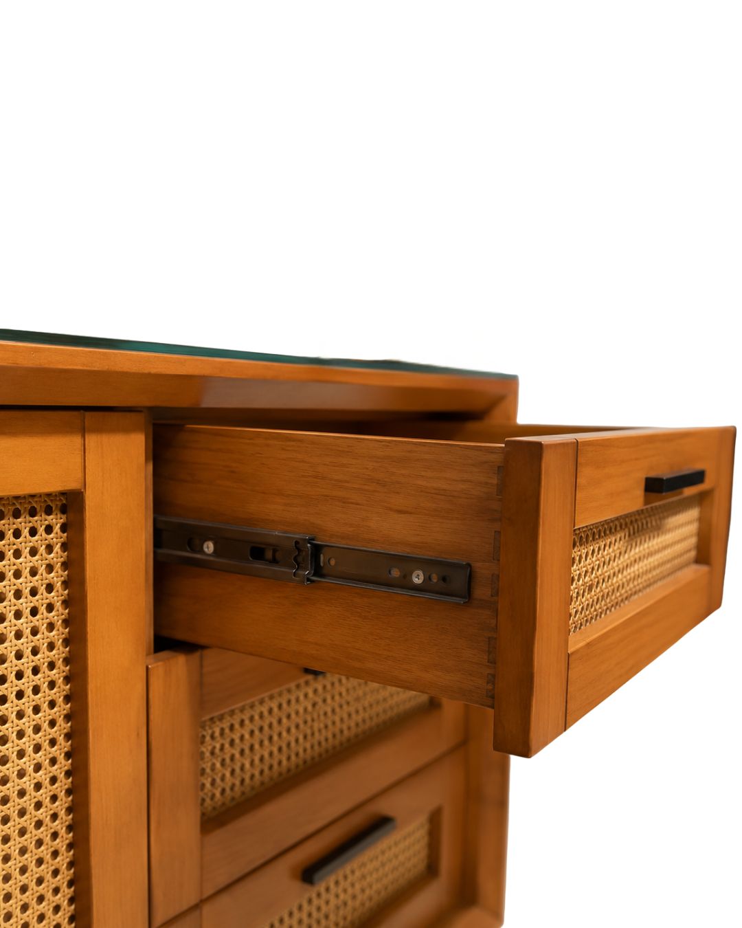 Oslo Rattan Buffet