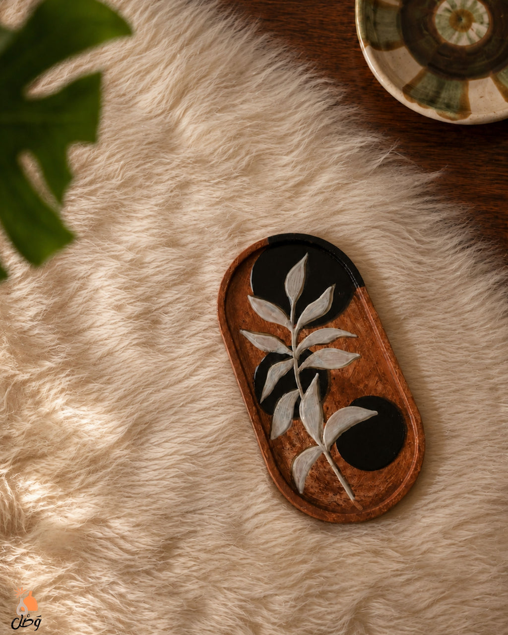 YIN YANG – Hand Painted Concrete Oval Tray